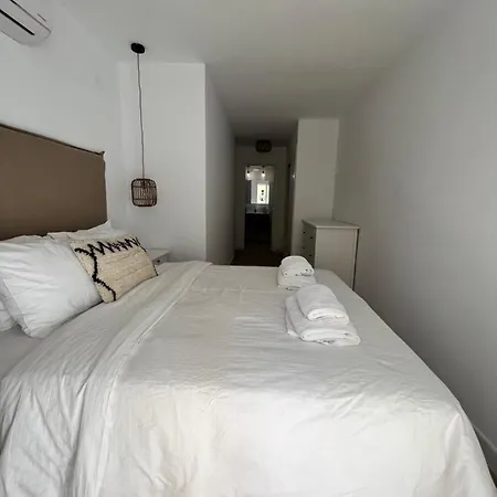 & Center Apartment *