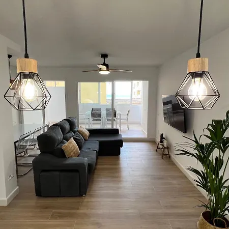 & Center Apartment *