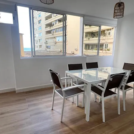 & Center Apartment *
