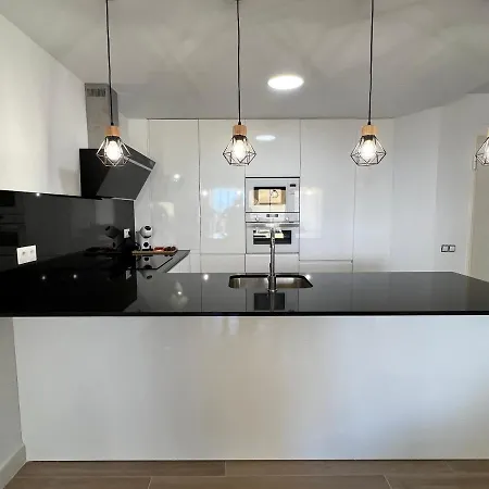 & Center Apartment *