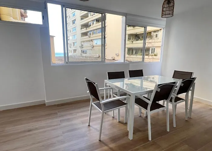 & Center Apartment *