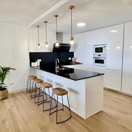 & Center * Marbellac